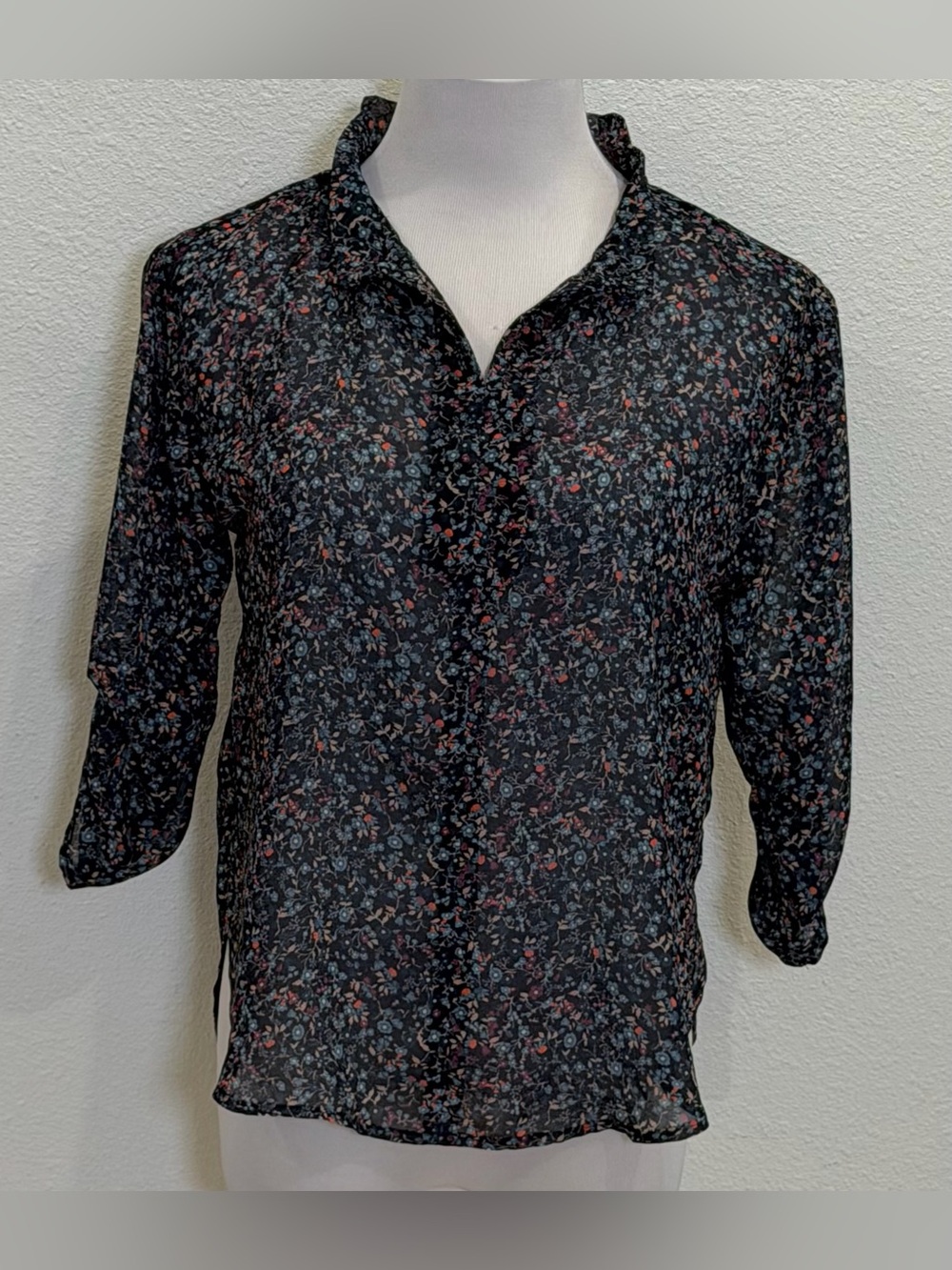 See by Chloe Women’s Sheer Floral Blouse Top Small 3/4 Sleeve Boho Navy Red